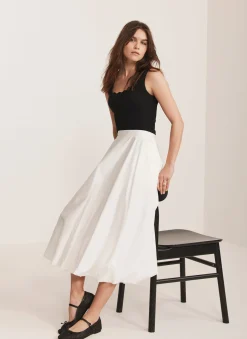 Discount Scallop Trim Vest Top T-Shirts|T-Shirts