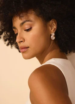 Clearance Gold Tone Pearlescent Wave Earrings Jewellery|Jewelry