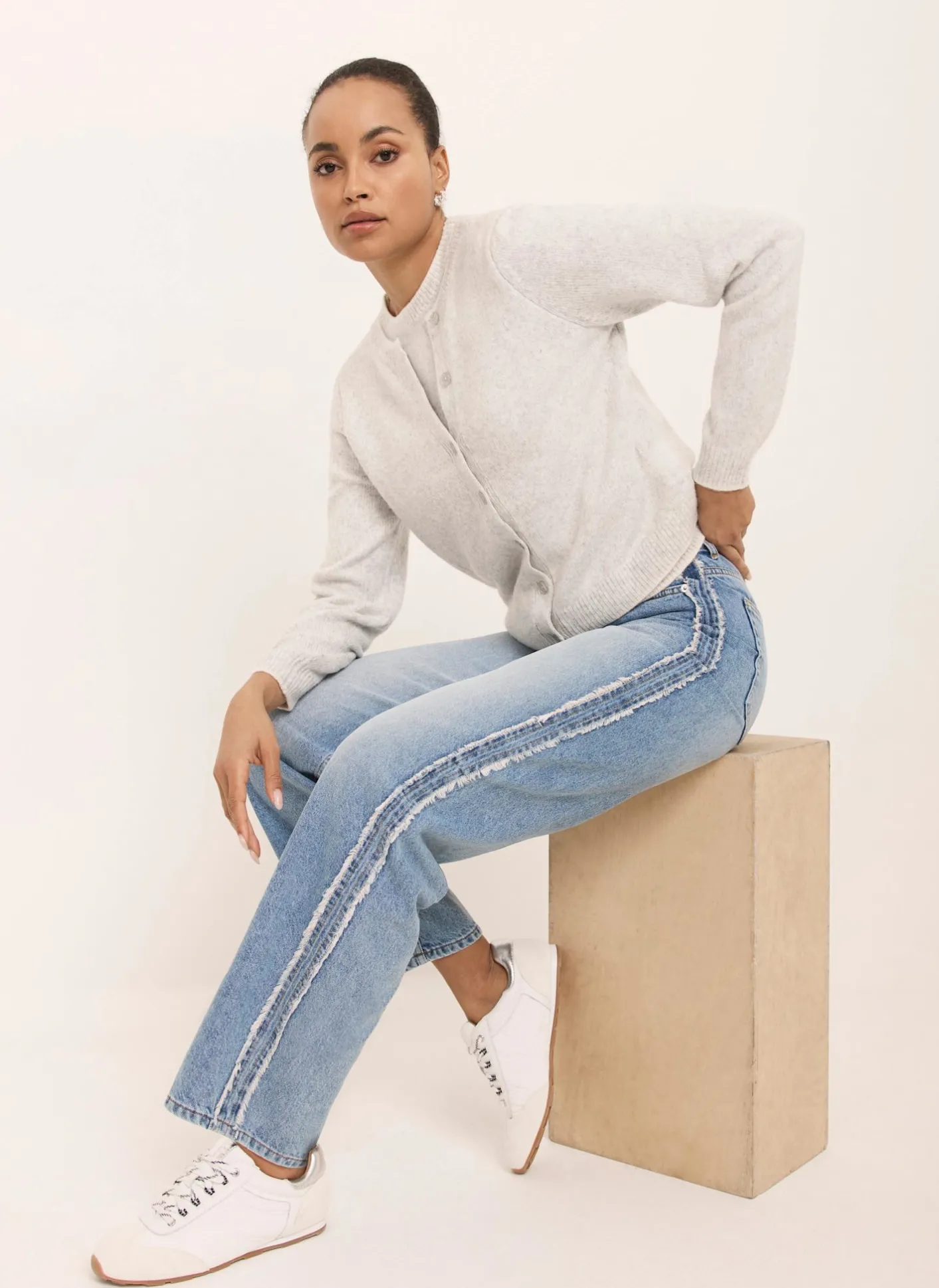 Hot Light Indigo Wash Side Trim Boyfriend Jeans Jeans|Barrel & Balloon Jeans
