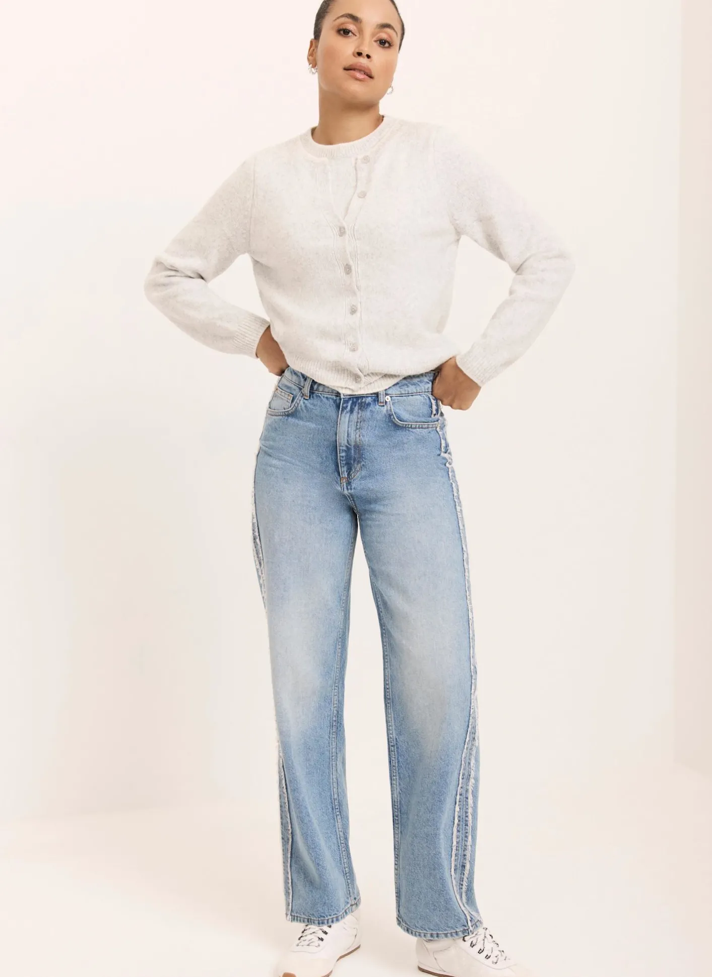 Hot Light Indigo Wash Side Trim Boyfriend Jeans Jeans|Barrel & Balloon Jeans