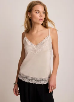 Lace Detail Camisole Top T-Shirts|T-Shirts
