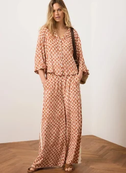 Hot Geo Print Resort Shirt Shirts & Blouses