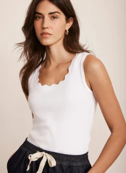 New White Scallop Trim Vest Top T-Shirts|T-Shirts