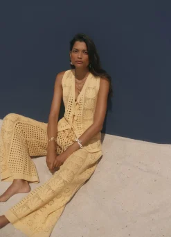 Hot Crochet Shell Tie Front Top All Tops|Tops