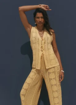 Hot Crochet Shell Tie Front Top All Tops|Tops