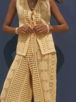Hot Crochet Shell Tie Front Top All Tops|Tops